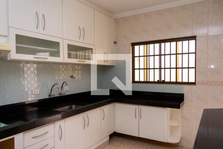 Casa à venda com 220m², 2 quartos e 4 vagasCozinha