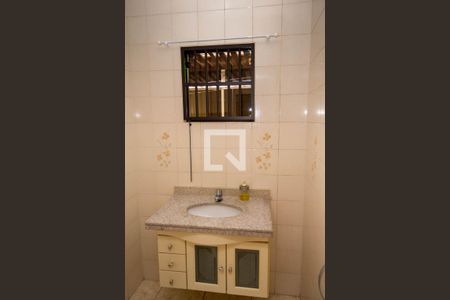 Casa à venda com 220m², 2 quartos e 4 vagasLavabo