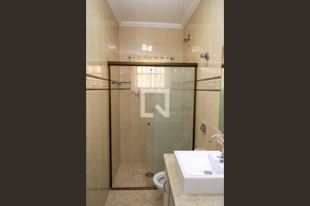 Casa à venda com 220m², 2 quartos e 4 vagasBanheiro