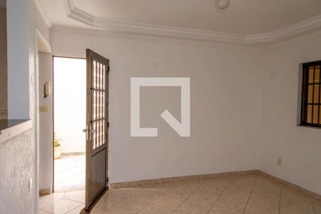 Casa à venda com 220m², 2 quartos e 4 vagasCopa