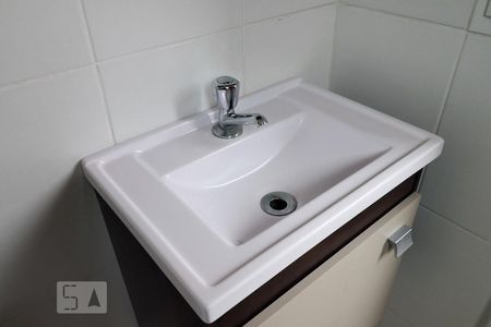 Casa de condomínio à venda com 85m², 3 quartos e 1 vagaBanheiro da Suíte