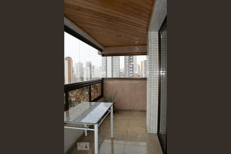Apartamento à venda com 130m², 3 quartos e 3 vagas Apartamento à venda com 130m², 3 quartos e 3 vagasSACADA SALA