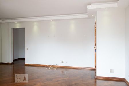 Apartamento à venda com 130m², 3 quartos e 3 vagas Apartamento à venda com 130m², 3 quartos e 3 vagasSALA