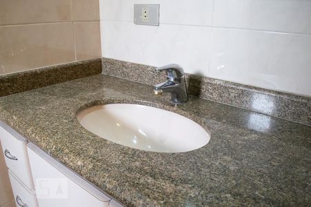 Apartamento à venda com 130m², 3 quartos e 3 vagas Apartamento à venda com 130m², 3 quartos e 3 vagasBANHEIRO QUARTO 1