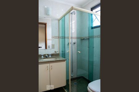 Apartamento à venda com 130m², 3 quartos e 3 vagas Apartamento à venda com 130m², 3 quartos e 3 vagasBANHEIRO QUARTO 3