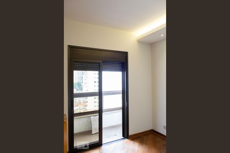 Apartamento à venda com 130m², 3 quartos e 3 vagas Apartamento à venda com 130m², 3 quartos e 3 vagasQUARTO 1 SUITE