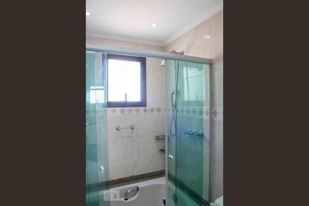 Apartamento à venda com 130m², 3 quartos e 3 vagas Apartamento à venda com 130m², 3 quartos e 3 vagasBANHEIRO QUARTO 1