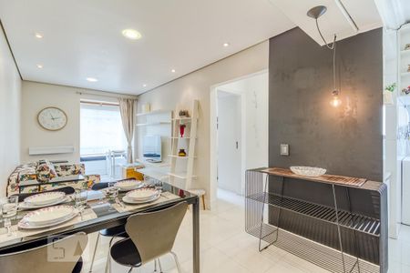 Sala de apartamento para alugar com 1 quarto, 50m² em Indianópolis, São Paulo