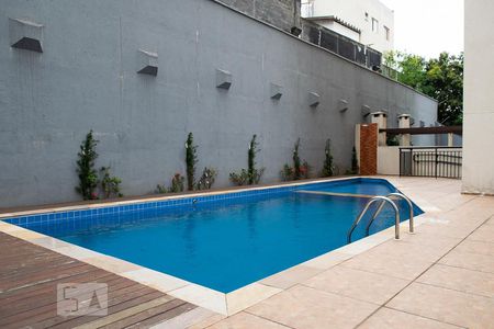 Apartamento à venda com 58m², 2 quartos e 2 vagasPISCINA