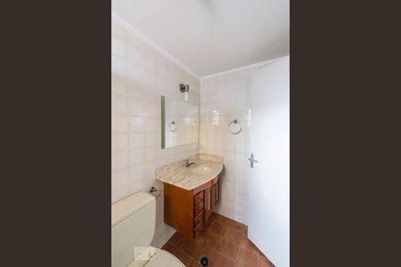 Banheiro de apartamento à venda com 2 quartos, 56m² em Butantã, São Paulo