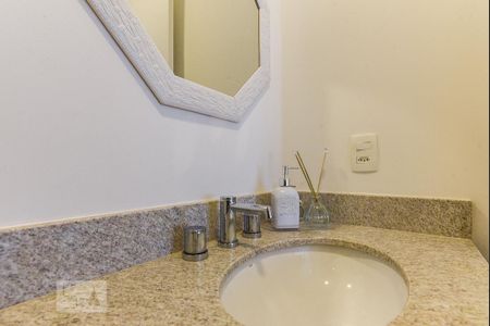 Banheiro de kitnet/studio para alugar com 1 quarto, 42m² em Centro, São Bernardo do Campo