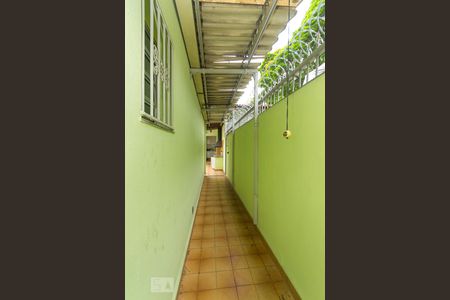 Casa à venda com 190m², 3 quartos e 4 vagasCorredor