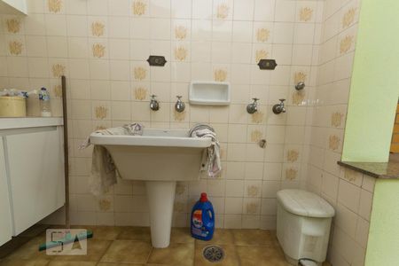 Casa à venda com 190m², 3 quartos e 4 vagasÁrea de serviço