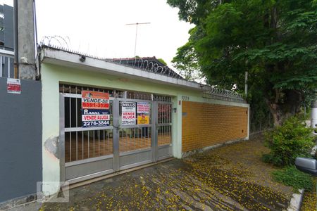 Casa à venda com 190m², 3 quartos e 4 vagasFachada