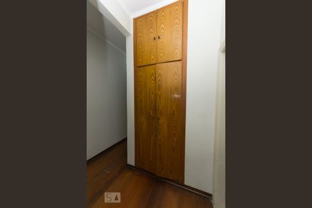 Casa à venda com 190m², 3 quartos e 4 vagasDetalhe do corredor