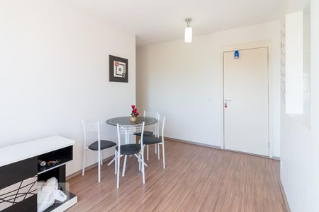 Sala de apartamento para alugar com 2 quartos, 45m² em Vila Venditti, Guarulhos