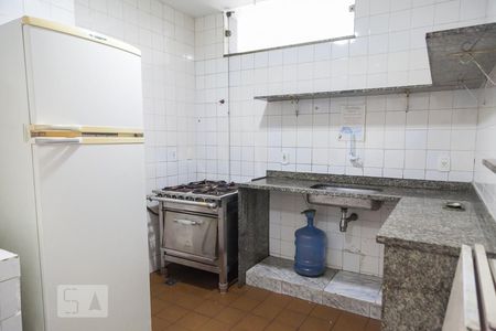 Apartamento à venda com 70m², 2 quartos e 1 vagaCozinha Salao de Festa