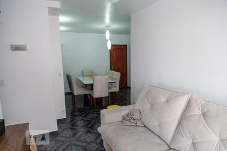 Apartamento à venda com 70m², 2 quartos e 1 vagaSala