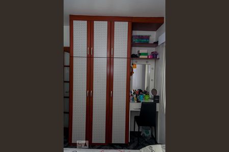 Apartamento à venda com 70m², 2 quartos e 1 vagaQuarto - Armários