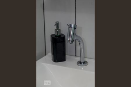 Apartamento à venda com 70m², 2 quartos e 1 vagaBanheiro - Torneira