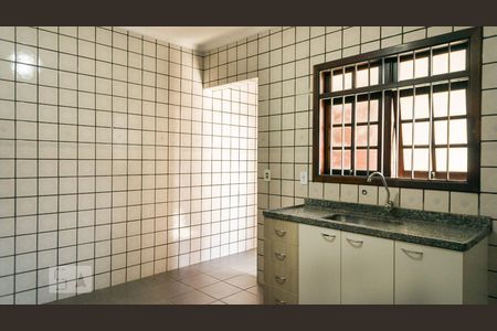 Casa para alugar com 140m², 3 quartos e sem vagaCozinha