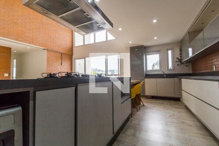 Apartamento para alugar com 107m², 2 quartos e 2 vagasCozinha