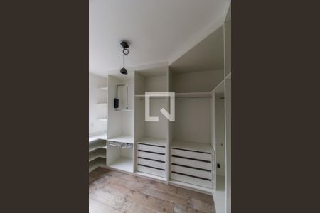 Apartamento para alugar com 107m², 2 quartos e 2 vagasCloset da suíte 1