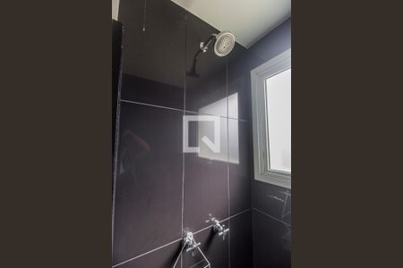 Apartamento para alugar com 107m², 2 quartos e 2 vagasDetalhe do Banheiro da Suite