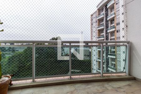 Apartamento para alugar com 107m², 2 quartos e 2 vagasVaranda