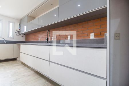 Apartamento para alugar com 107m², 2 quartos e 2 vagasDetalhe da cozinha