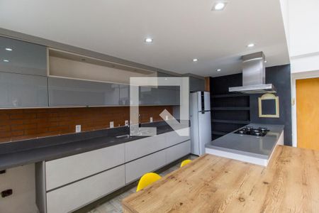 Apartamento para alugar com 107m², 2 quartos e 2 vagasCozinha