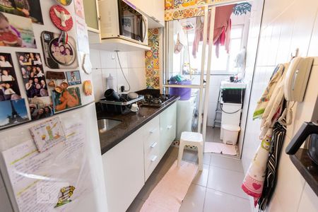 Cozinha de apartamento para alugar com 2 quartos, 46m² em Bom Retiro, São Paulo