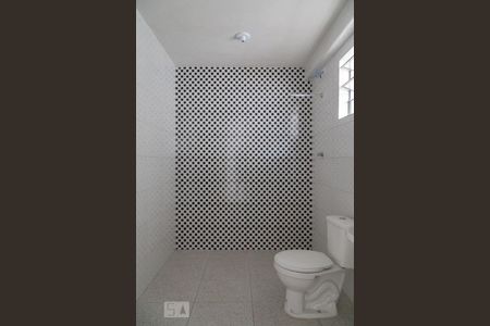 Banheiro de casa para alugar com 1 quarto, 45m² em Vila Marte, São Paulo
