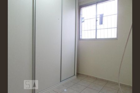 Quarto de apartamento à venda com 2 quartos, 50m² em Itapoã, Belo Horizonte