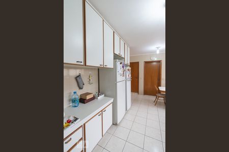 Apartamento à venda com 208m², 4 quartos e 3 vagasCozinha