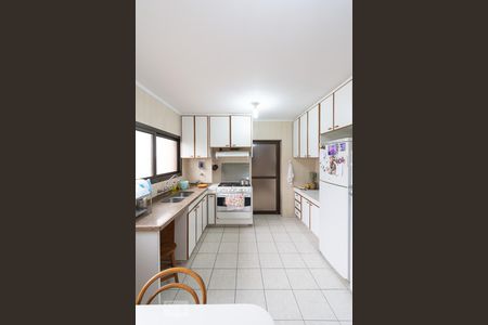 Apartamento à venda com 208m², 4 quartos e 3 vagasCozinha