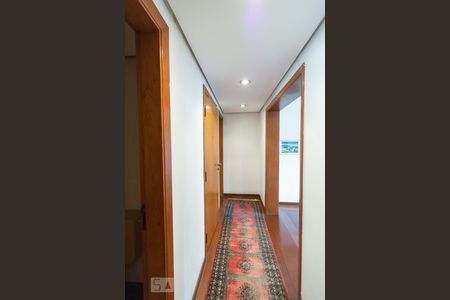 Apartamento à venda com 208m², 4 quartos e 3 vagasCorredor Entrada