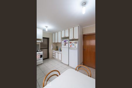 Apartamento à venda com 208m², 4 quartos e 3 vagasCozinha