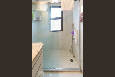 Apartamento à venda com 208m², 4 quartos e 3 vagasBanheiro Suíte 1