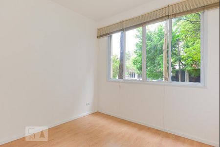 Apartamento para alugar com 75m², 2 quartos e sem vaga Apartamento para alugar com 75m², 2 quartos e sem vagaQuarto