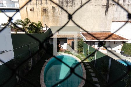 Casa à venda com 300m², 4 quartos e 3 vagasVista