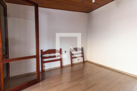 Casa à venda com 300m², 4 quartos e 3 vagasQuarto 4