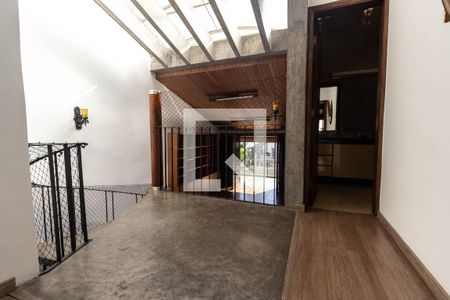 Casa à venda com 300m², 4 quartos e 3 vagasHall