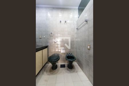 Casa à venda com 300m², 4 quartos e 3 vagasSuíte