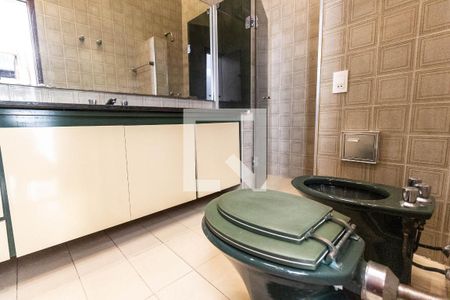 Casa à venda com 300m², 4 quartos e 3 vagasBanheiro