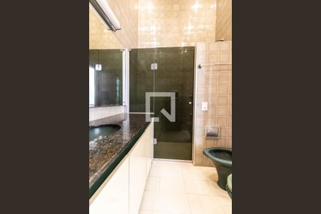 Casa à venda com 300m², 4 quartos e 3 vagasBanheiro