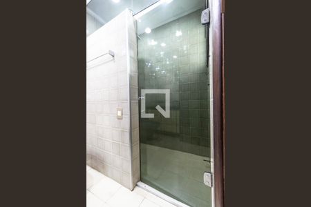 Casa à venda com 300m², 4 quartos e 3 vagasSuíte