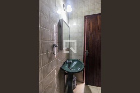 Casa à venda com 300m², 4 quartos e 3 vagasBanheiro de serviço 1