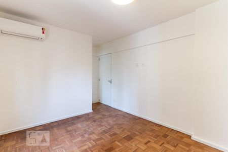 Suíte de apartamento para alugar com 3 quartos, 95m² em Chácara Itaim, São Paulo