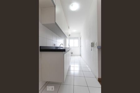 Cozinha  de apartamento à venda com 2 quartos, 59m² em Engordadouro, Jundiaí